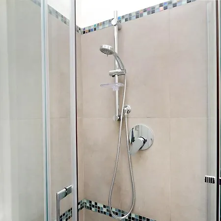 Piazza Capponi * Roma